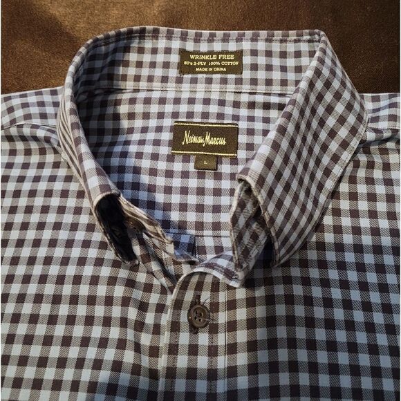 Neiman Marcus mens Large  - Picture 3 of 4